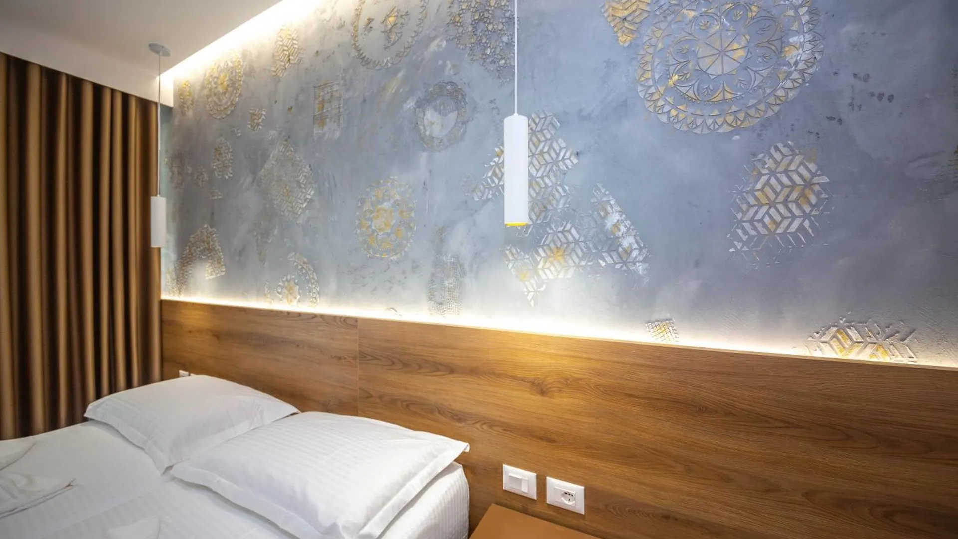 Downtown Boutique Studios Tirana