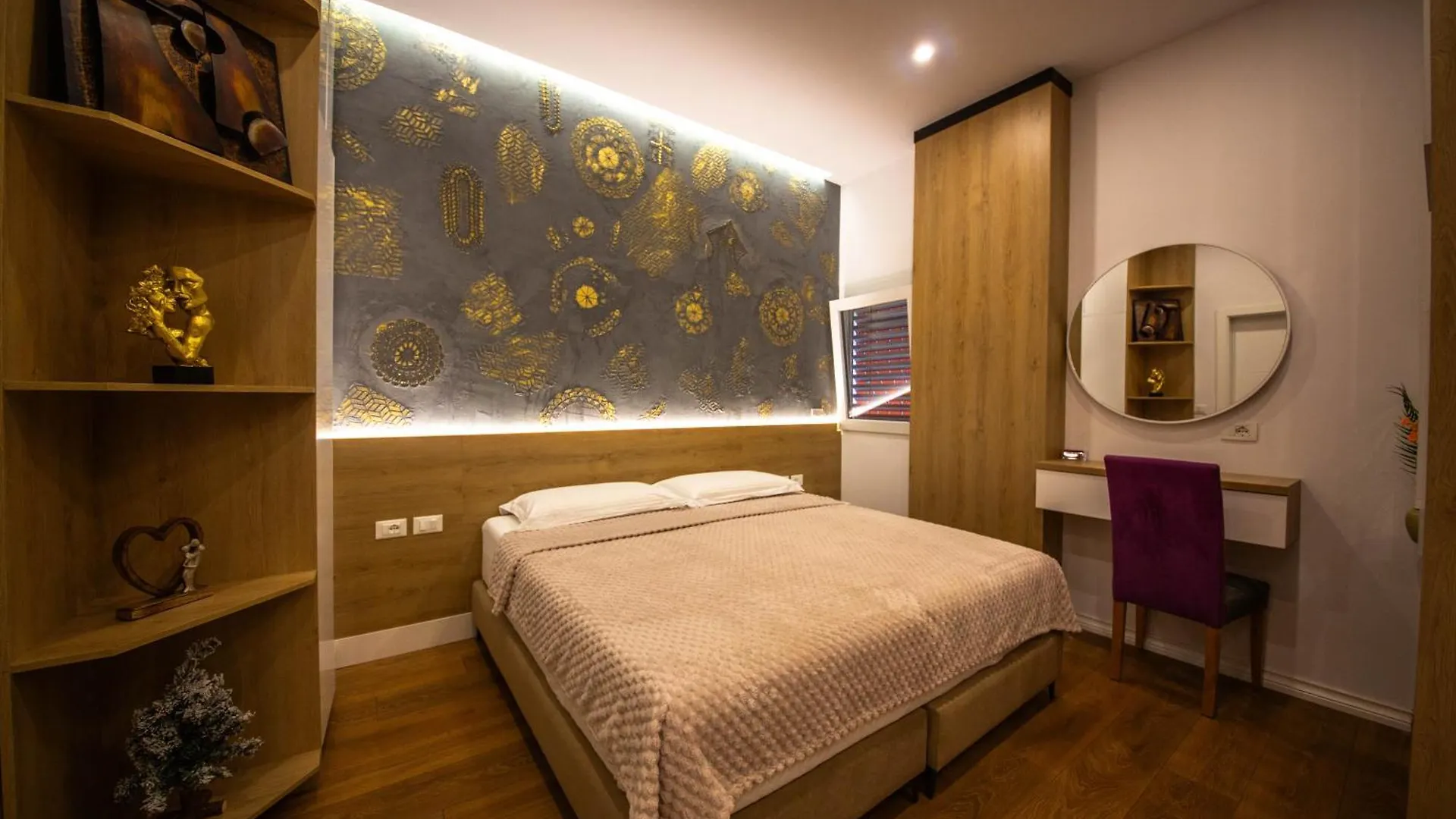 Apartment Downtown Boutique Studios Tirana